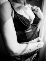 Lifestyle Kink and Sex Therapist